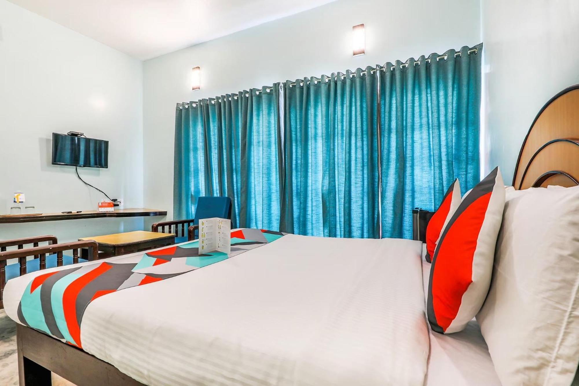 Fabexpress Santhi Inn - 500 Meters From Promenade Beach Puduččéri Exteriér fotografie